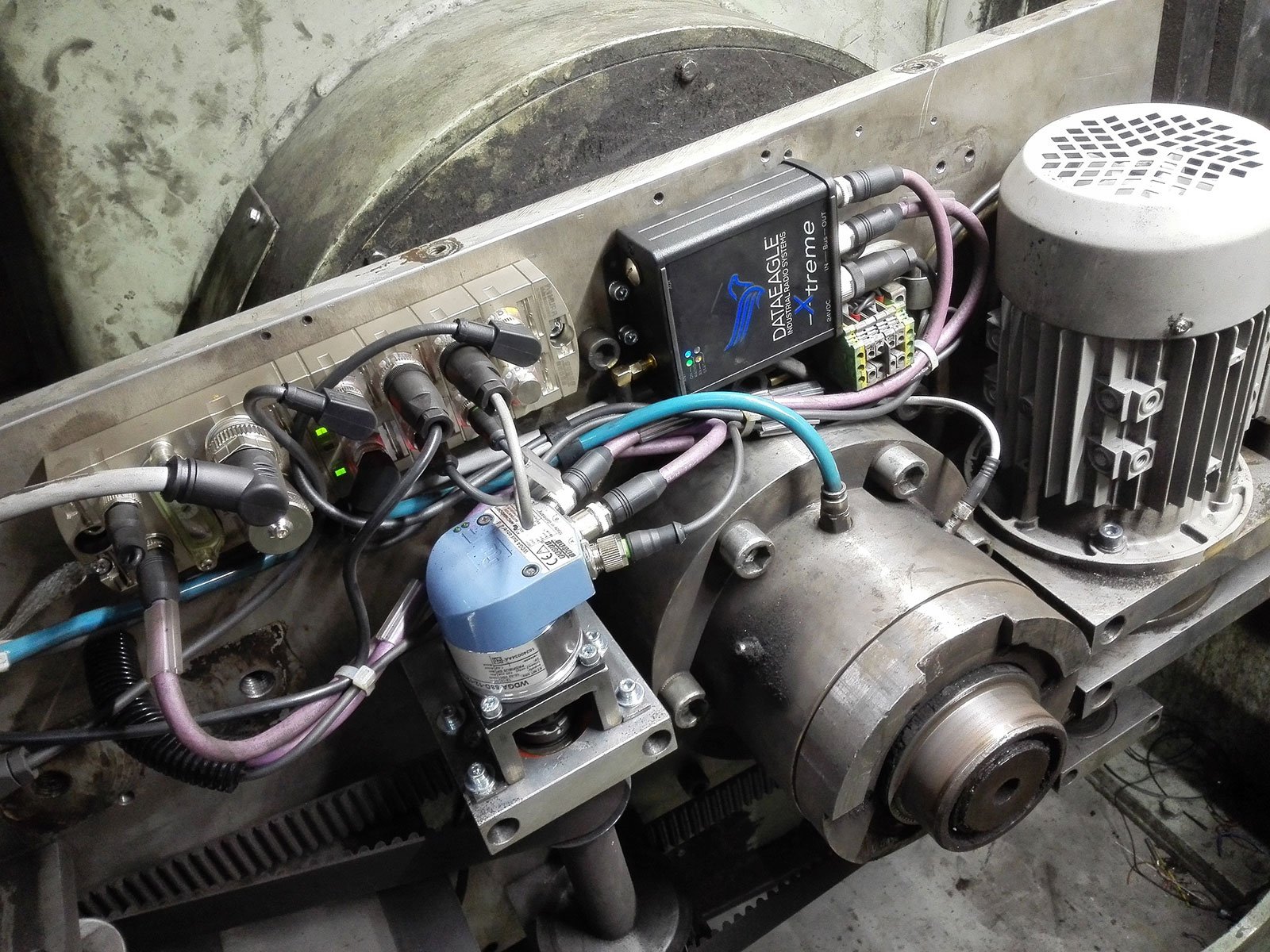 DATAEAGLE 3715 X-treme in Verseilmaschine zur Funkübertragung