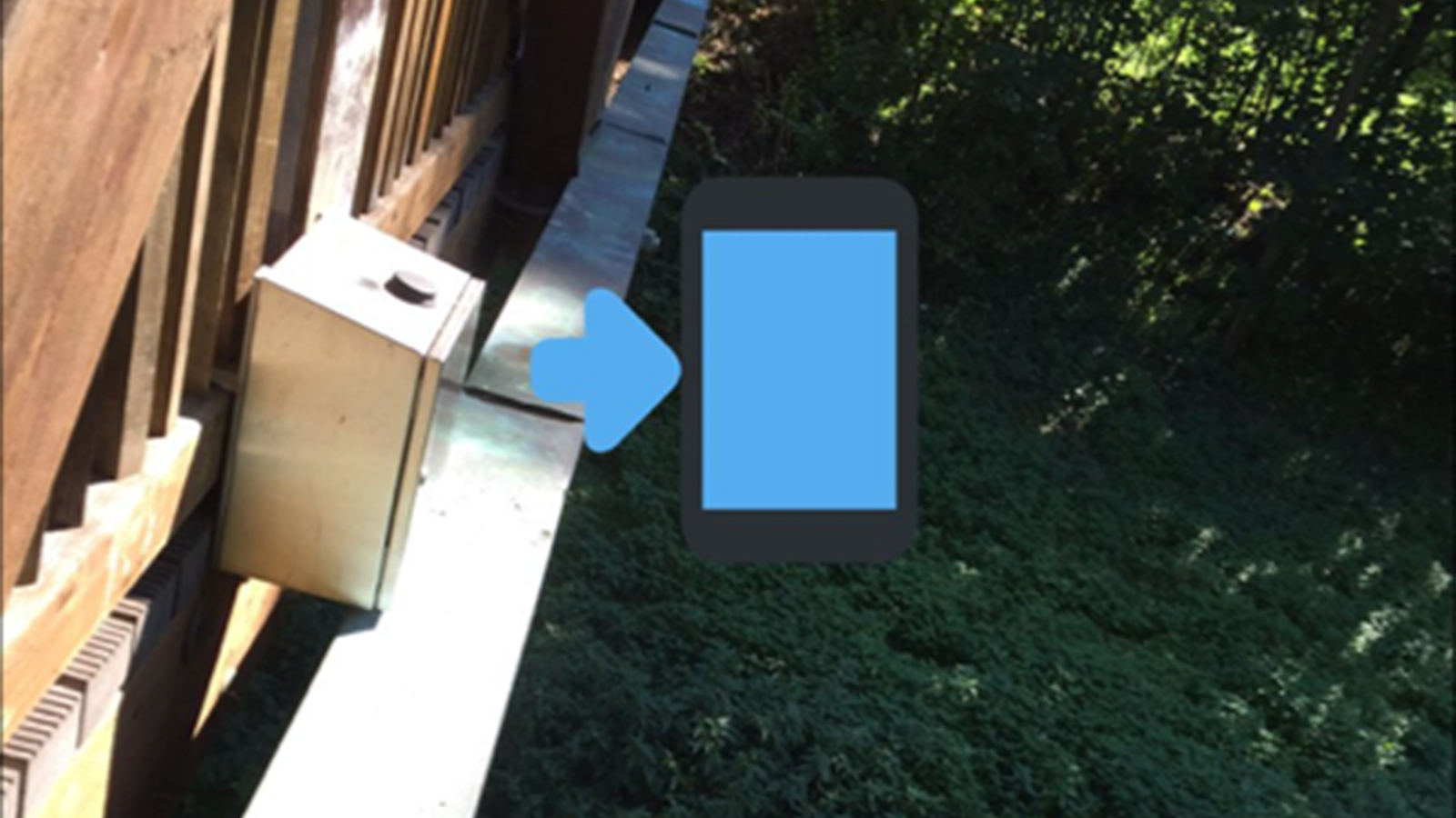 Sensor for measuring river levels, mounted on a bridge